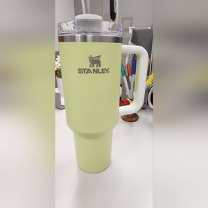 40oz Stanley tumbler